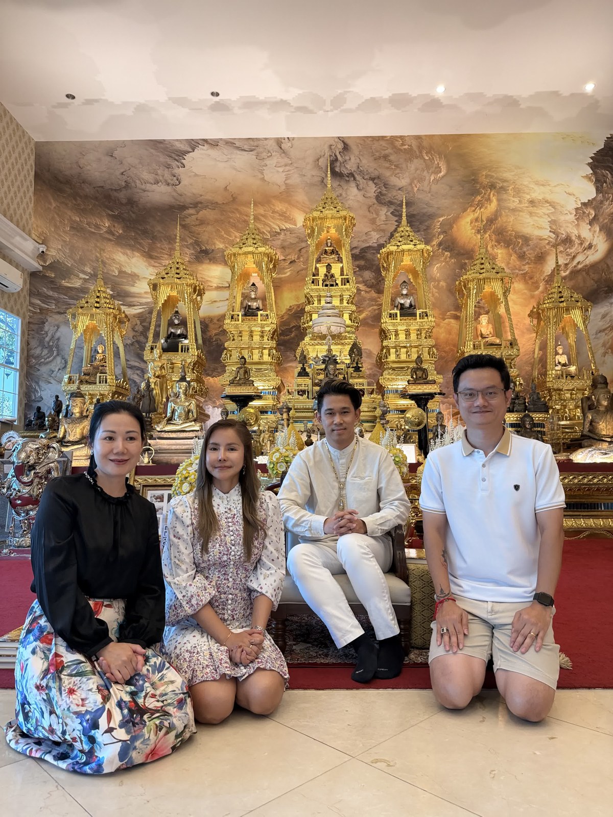 ภาพร่วมกันในการเข้าพบอาจารย์เชียง ณ เรือนพระปัณณวิชญ์